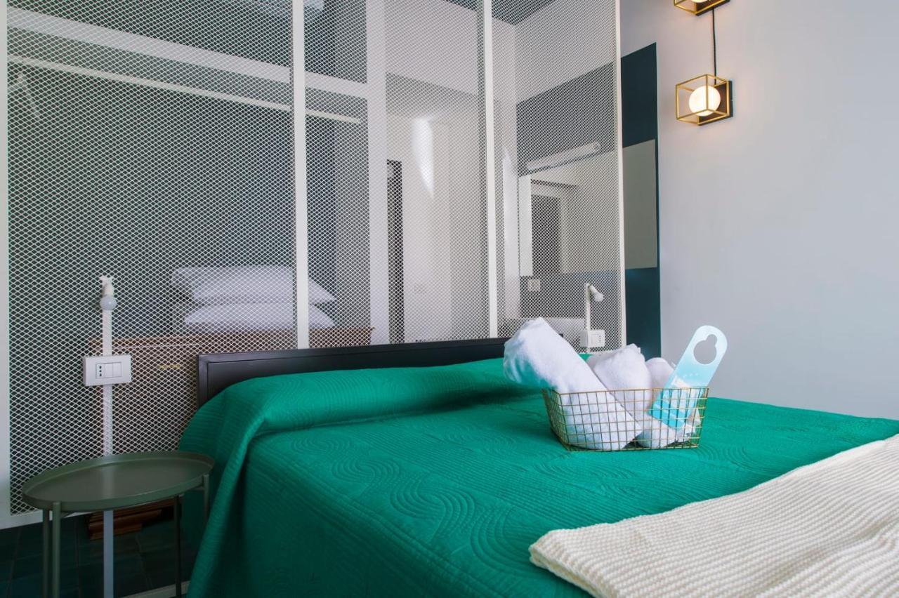 Ninina Boutique Suites Салерно Екстер'єр фото
